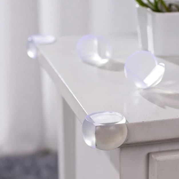 1717 Corner Guards Clear Corner Protectors High Resistant Adhesive (Pack of 100) - 1717 Corner Guards Clear Corner Protectors High Resistant Adhesive (Pack of 100)